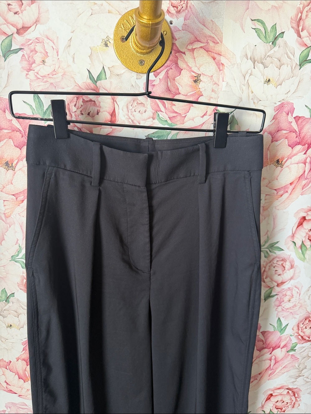 149-$75 *FREE SHIP* Lululemon Pleat-Front High-Rise Trouser Black size 0 - Picture 4 of 7
